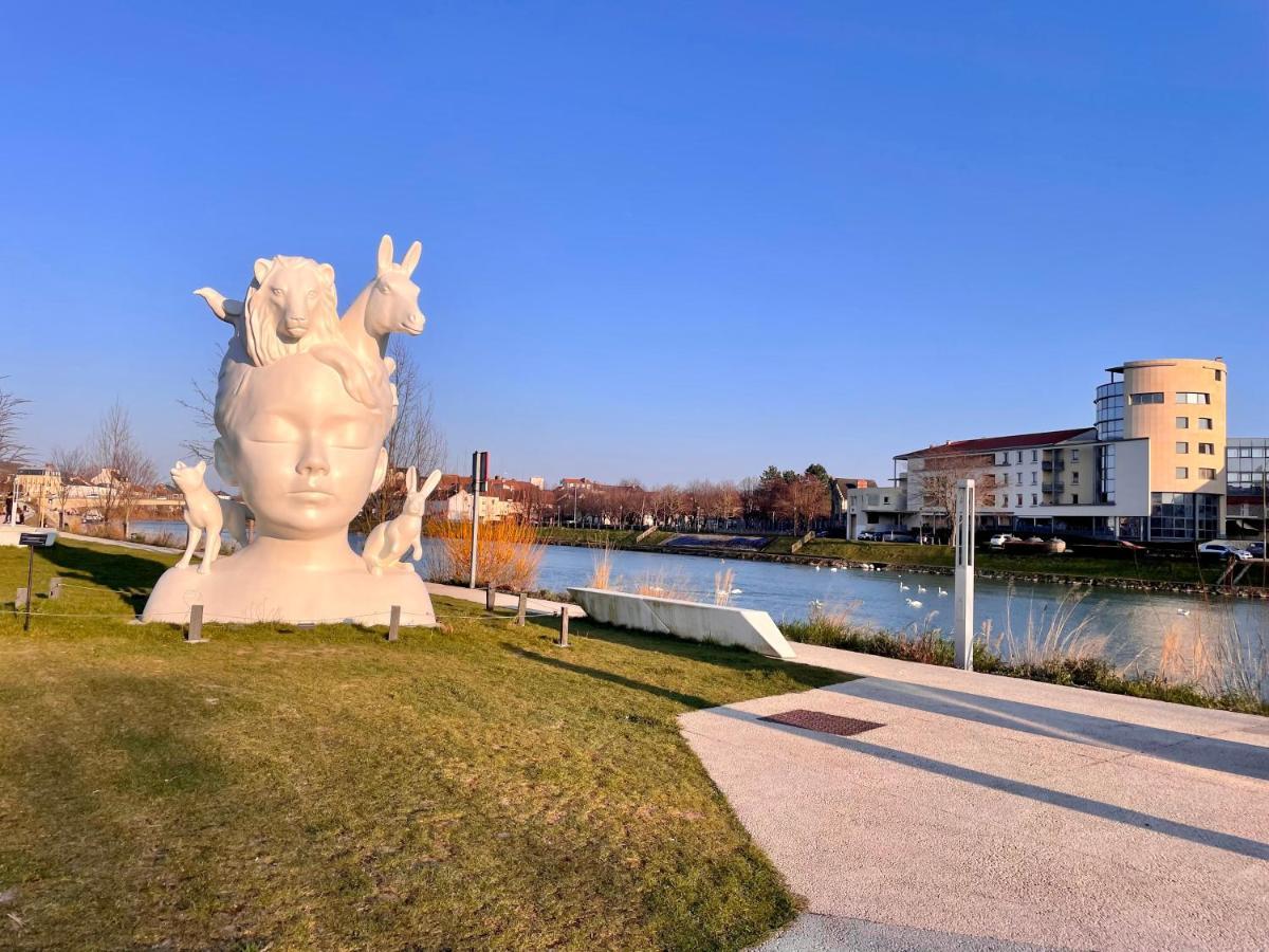 Joli Appartement Au Coeur De Ville Château-Thierry Exteriör bild
